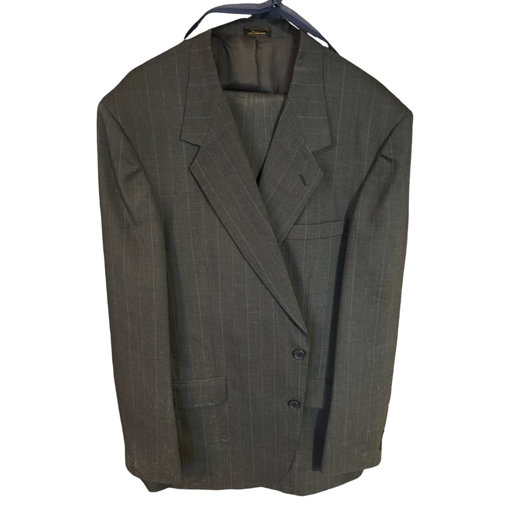 Towncraft Dark Gray Striped Men's Suit